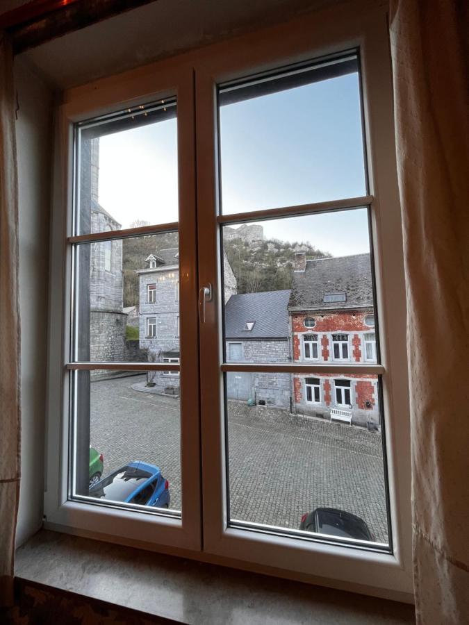 Villa Les Colombages Dinant Exterior foto